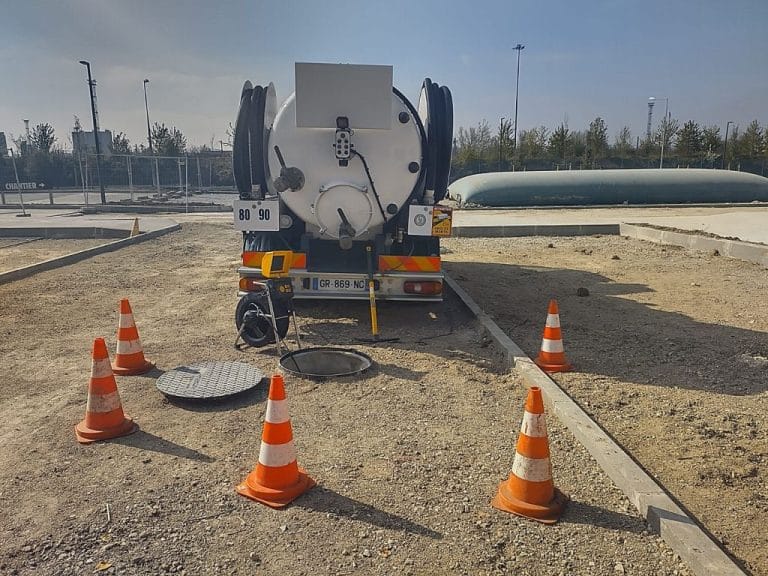 Caméra d'inspection des canalisations à Chelles