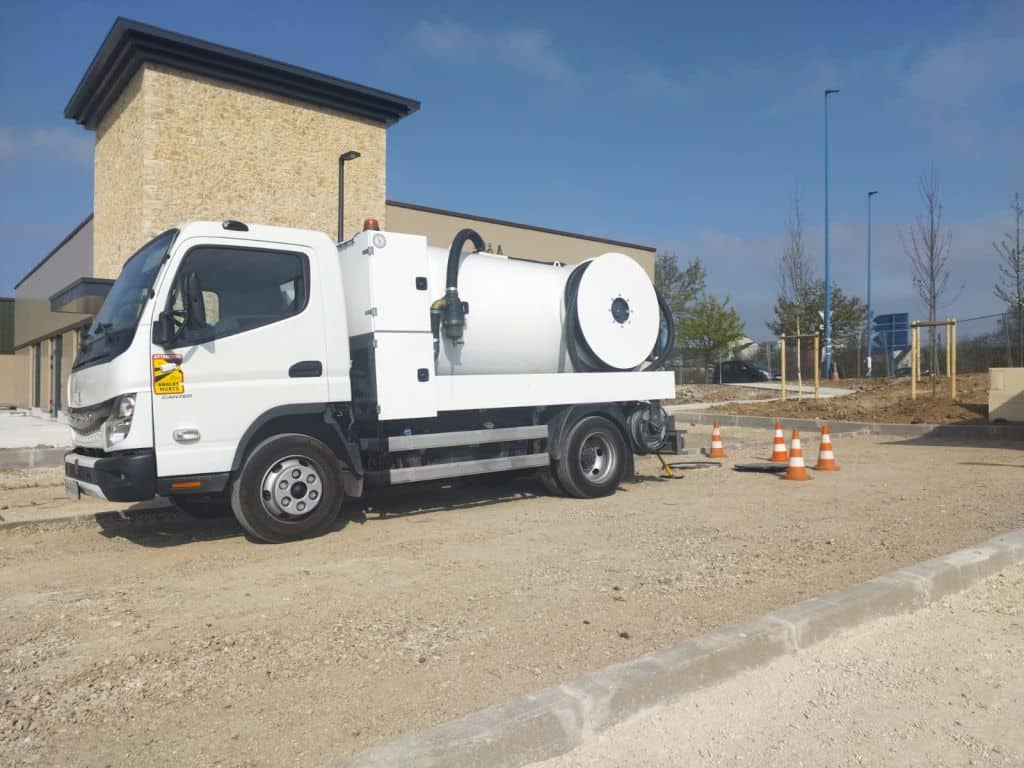 Camion hydrocureur Prosocius Assainissement