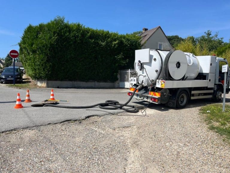 Camion pompe de Prosocius Assainissement