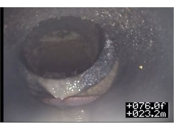 Inspection caméra d'une canalisation en béton déboitée