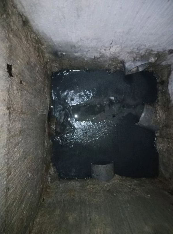 Intervention de curage du regard d'eau d'un parking souterrain