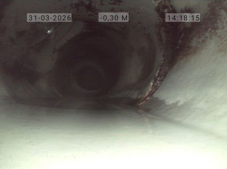 Défaut structurel d'une canalisation repéré lors d'une inspection caméra
