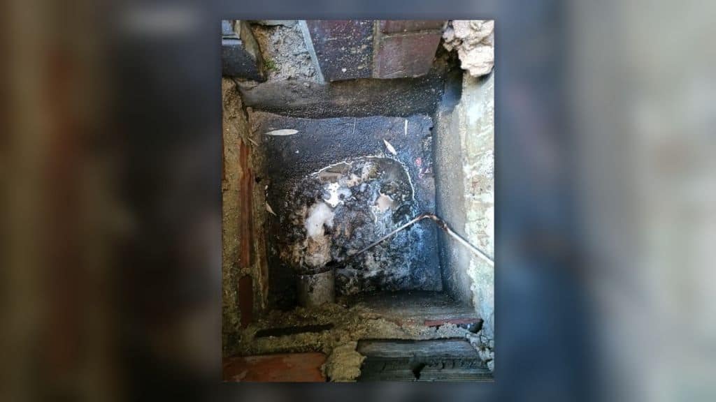 Bouchon dans les canalisations du réseau d'eaux pluviales d'une maison en Ile-de-France